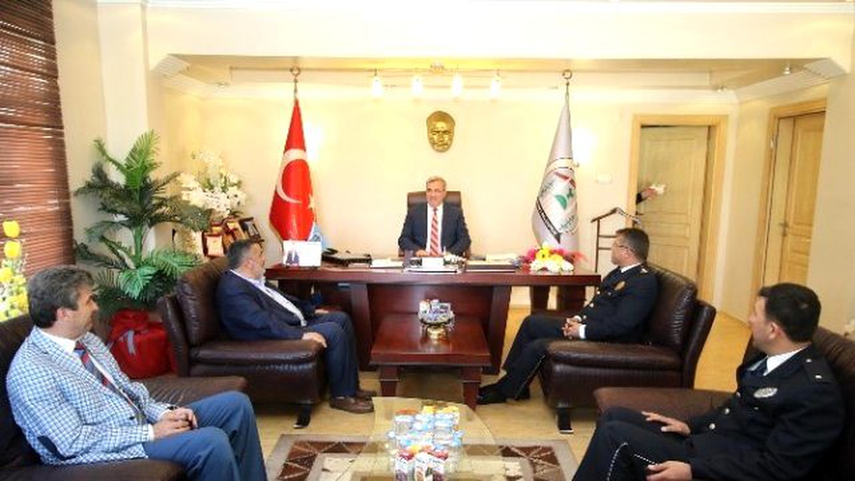 Akyazı Emniyetinden Başkan Akcan\'a Ziyaret