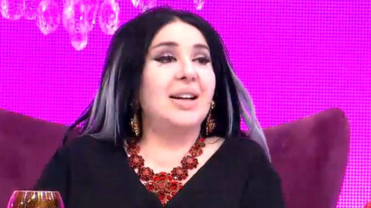 Bahar Candan\'ın Babası Jüriyi Arayarak...