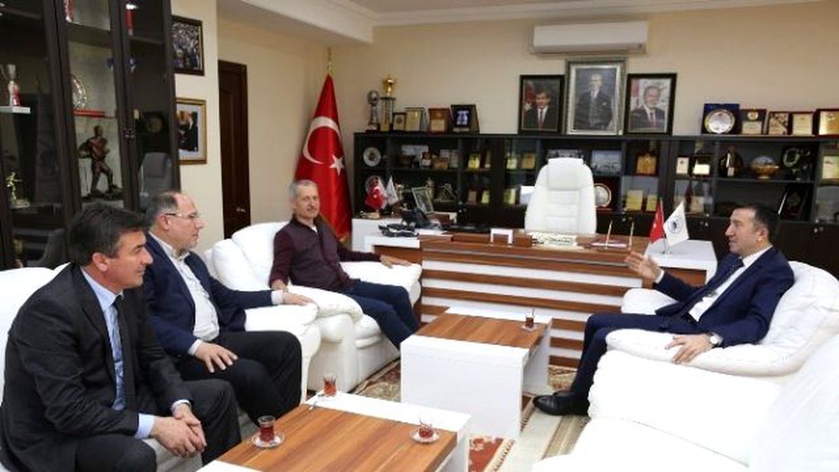 Bakan Yardımcısı Çelik\'ten Dişli\'ye Ziyaret