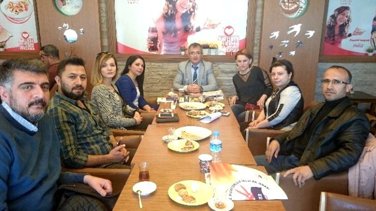 Başkan Fethi Özkara, Yenikent Mahallesi\'nde Üyeleri ile Buluştu