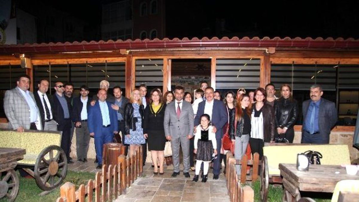 Başkan Tutal, Avukatlar ile Yemekte Buluştu