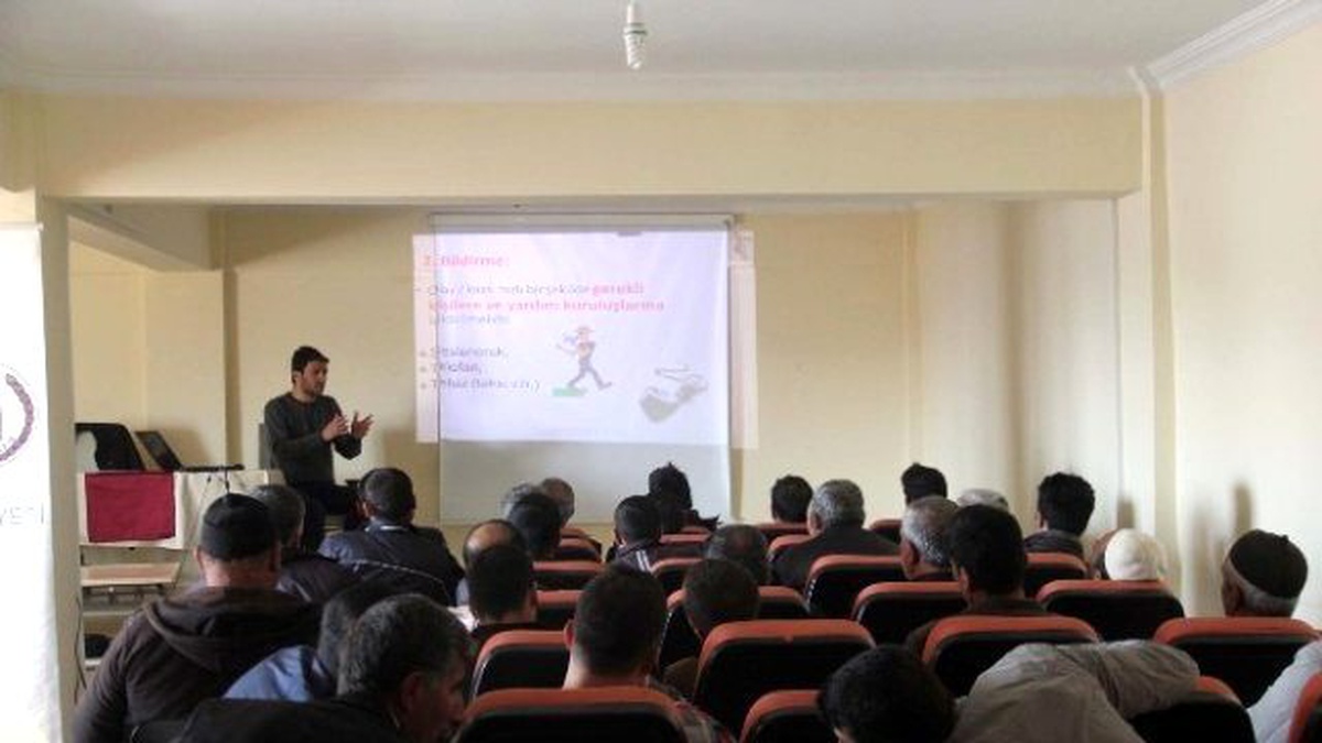 Belediye Personeline İlk Yardım Semineri