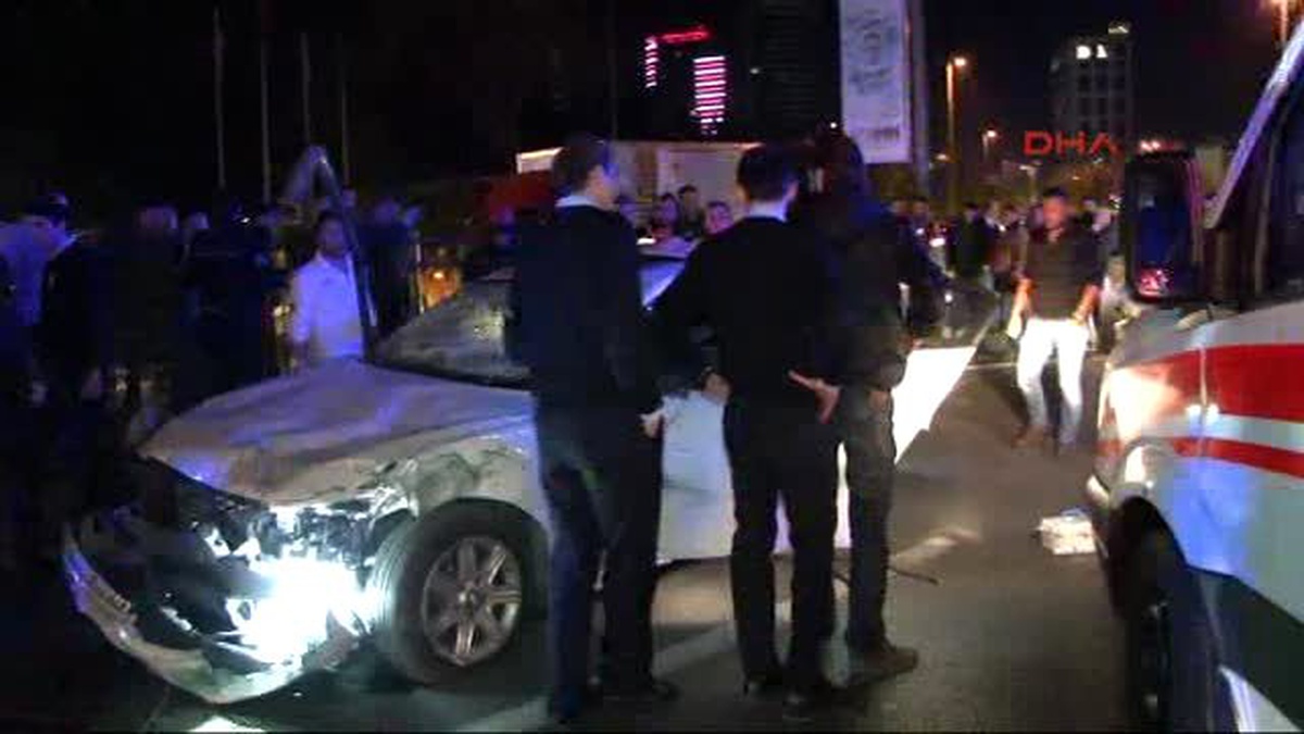 Beşiktaş\'ta Trafik Kazası: 1 Ölü, 1 Yaralı