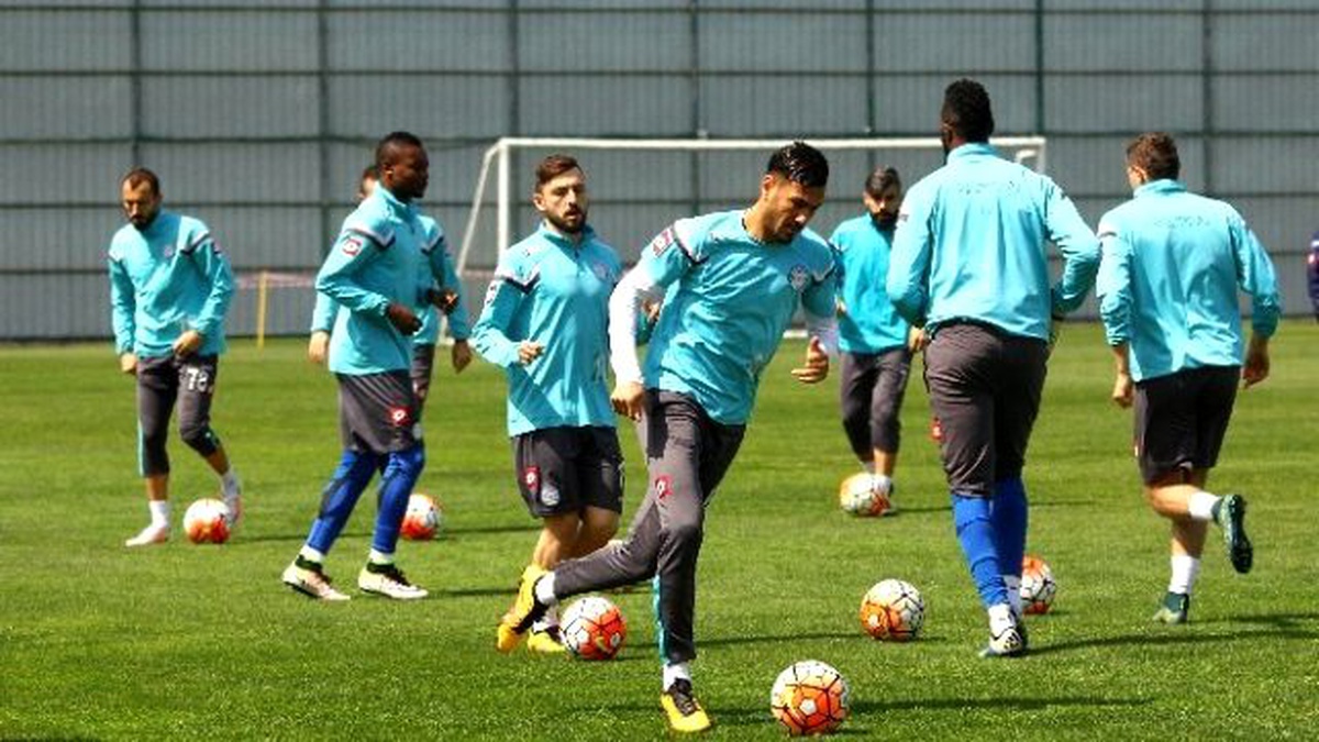 Çaykur Rizespor\'da Galatasaray Maçı Hazırlıkları