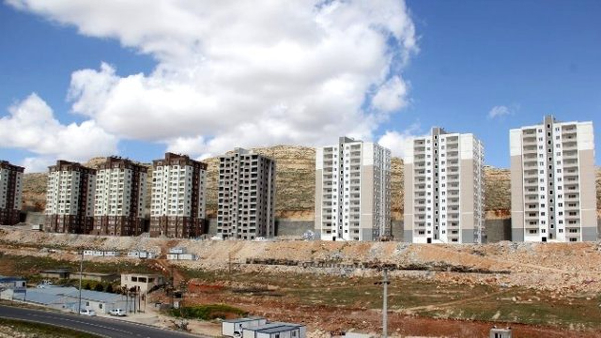 Ekinci, Yeni Yapılan Konutlar Hakkında Bilgi Verdi