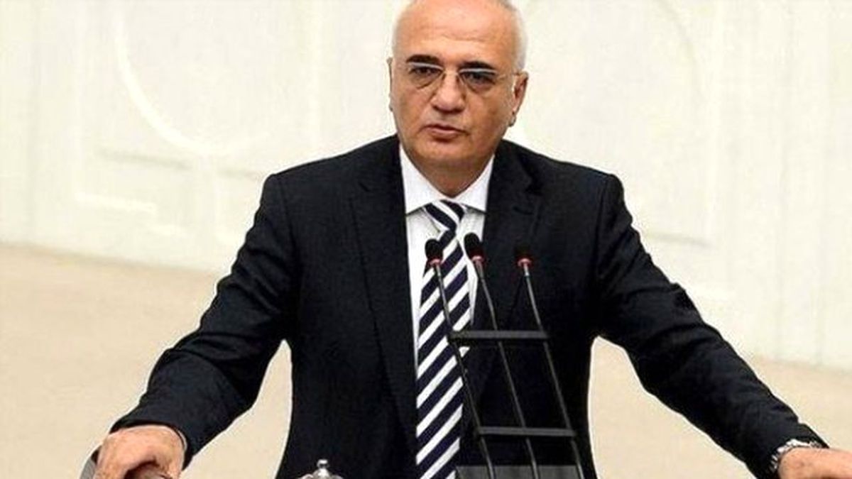 Ekonomi Bakanı\'ndan Faiz Yorumu Geldi