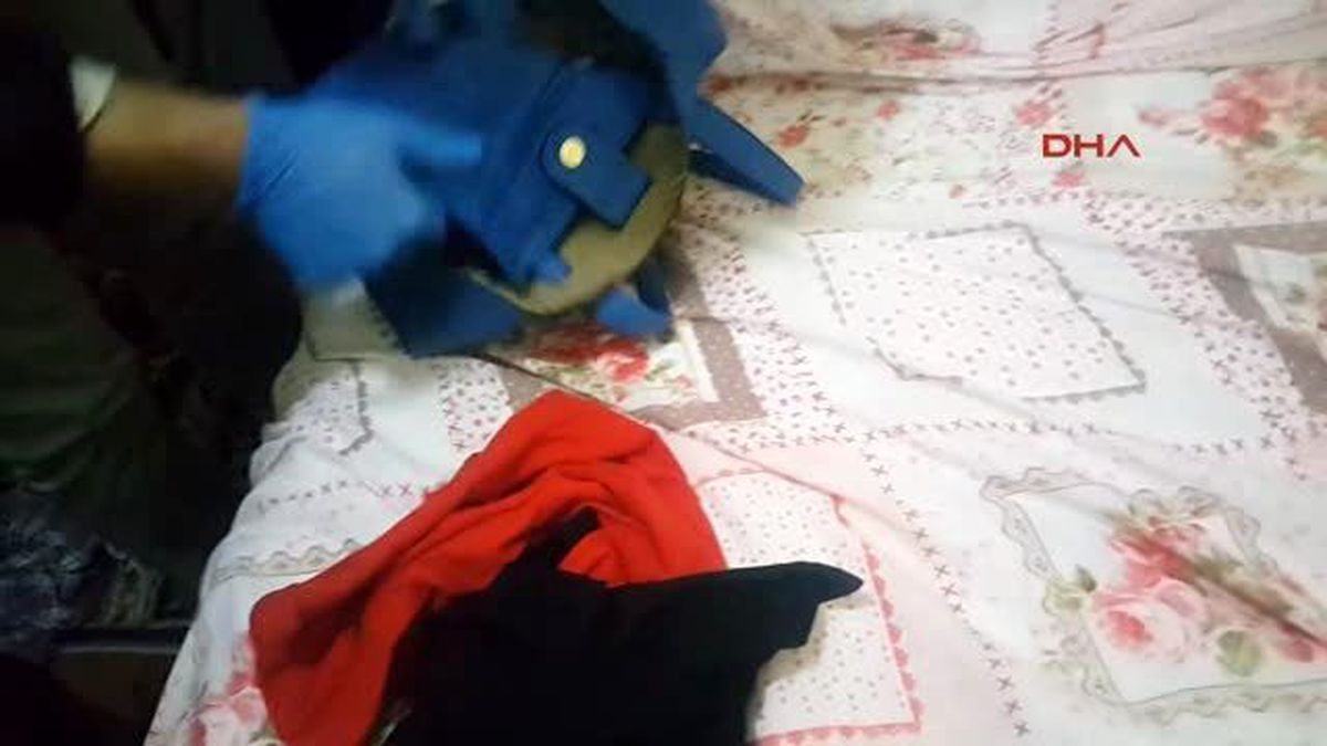 Fatih\'te 25 Kilo Hint Keneviri Ele Geçirildi