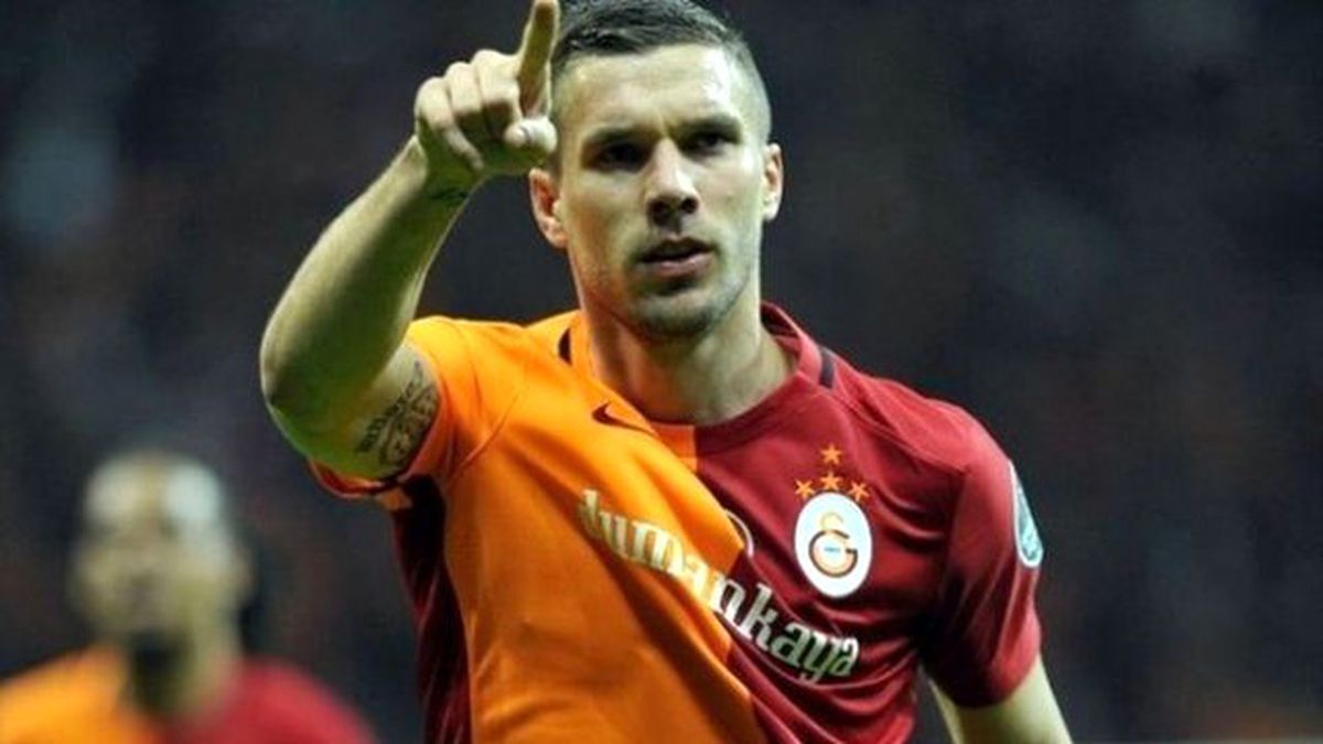 G.saray\'dan Sürpriz Podolski Açıklaması!