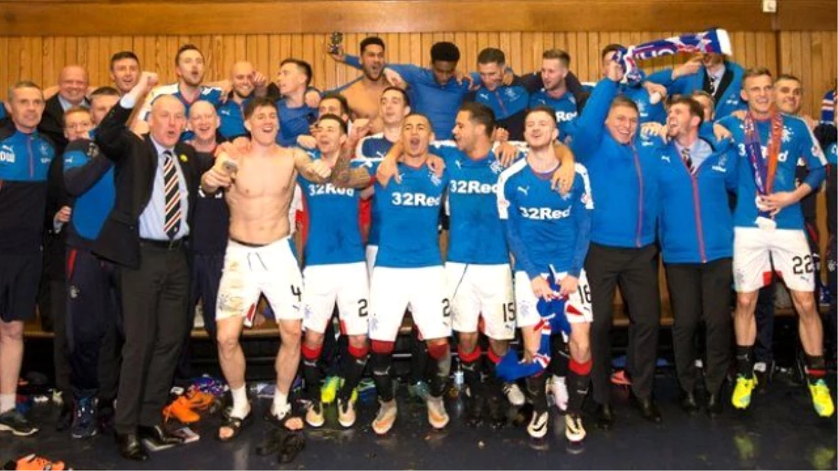 Glasgow Rangers Yeniden İskoçya Premier Lig\'de