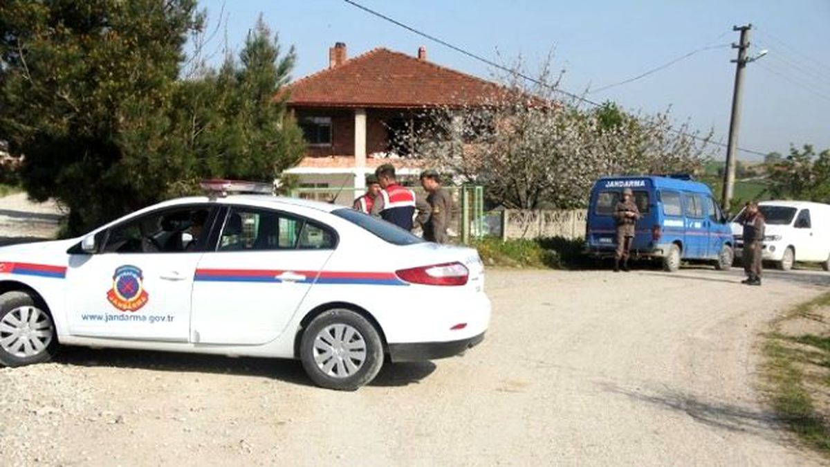 İki Afgan İşçi Evinde Ölü Bulundu