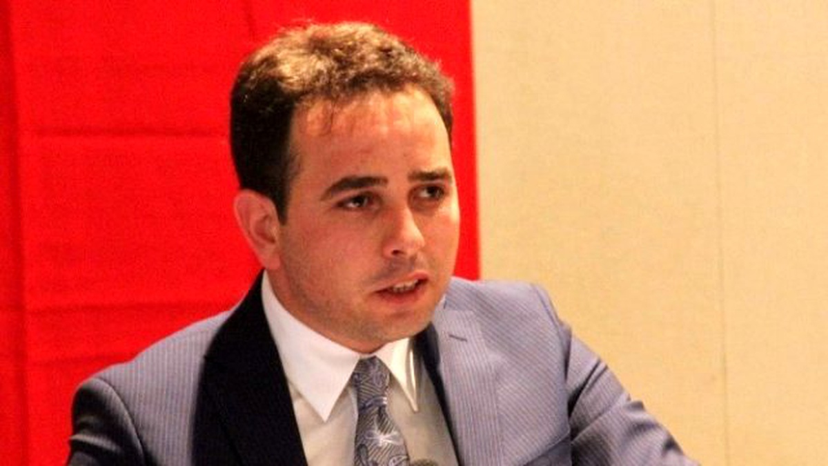 İshak Gazel: Barolar Birliği\'ndeki Anti Demokratik Yapı Derhal Değiştirilmelidir