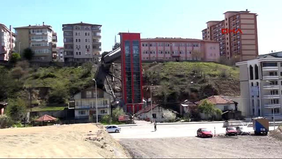 Karabük\'te Merdiven Çilesine Asansörlü Çözüm