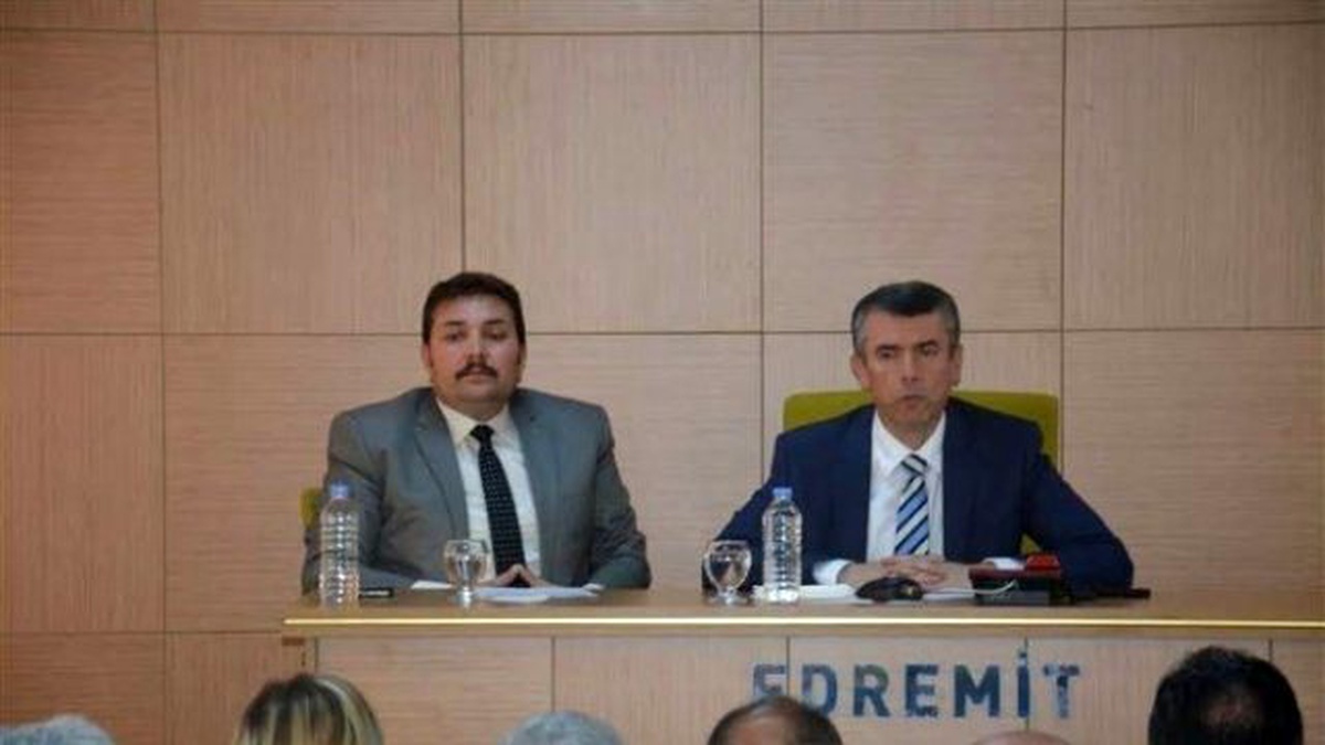 Kaymakam Sırmalı Okul Müdürleri ile Bir Araya Geldi