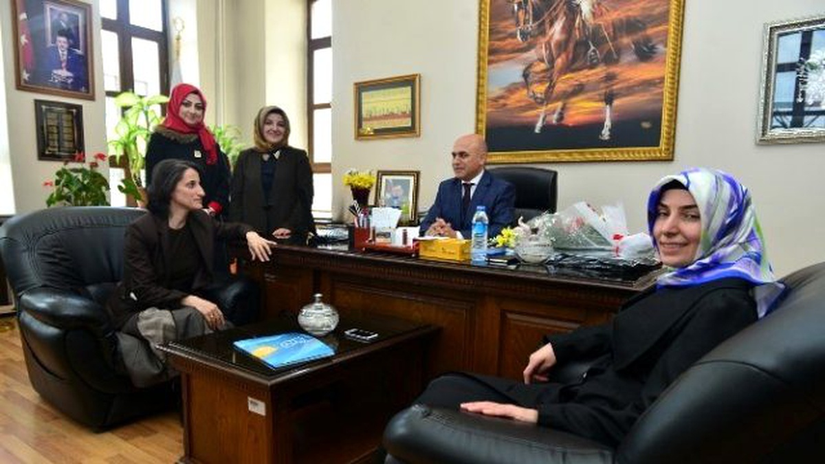 Korkut, "Kadın, Sol ve Feminizmin İnsafına Terk Edilemez"
