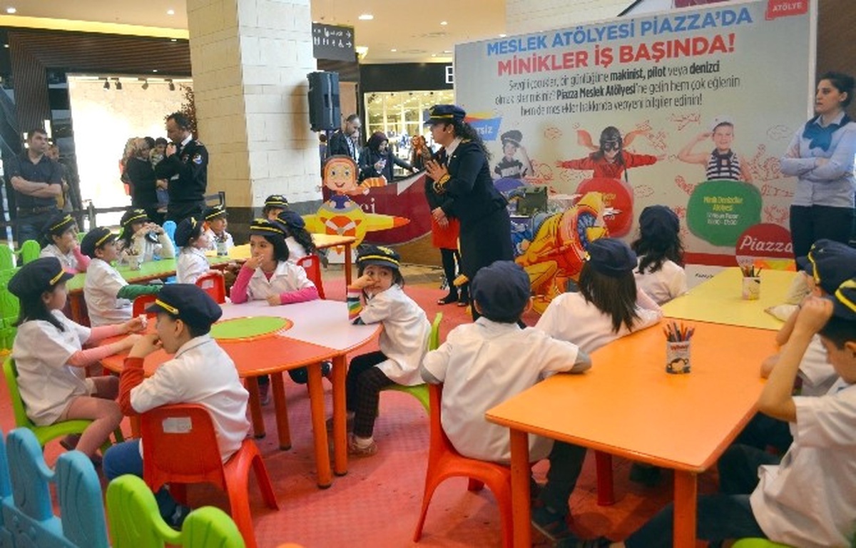 Piazza Çocuk Kulübü, Minikleri Hayallerine Yaklaştırıyor