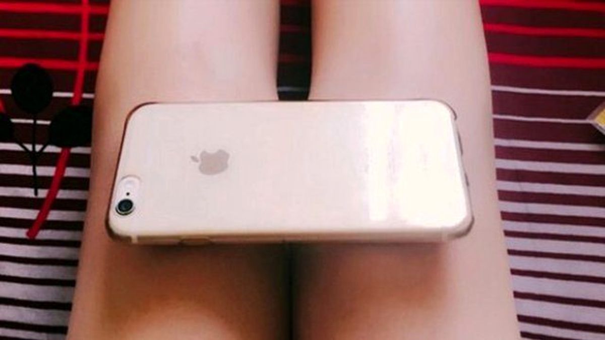 Yeni Trend Diz Selfiesi