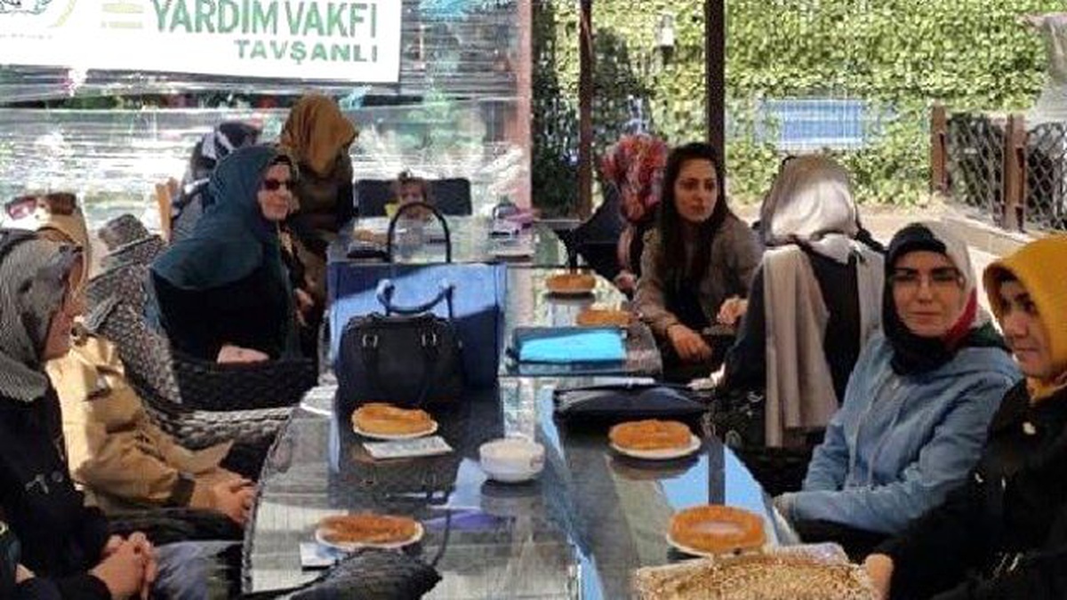 Yetimlere Destek İçin Kahvaltıda Biraraya Geldiler