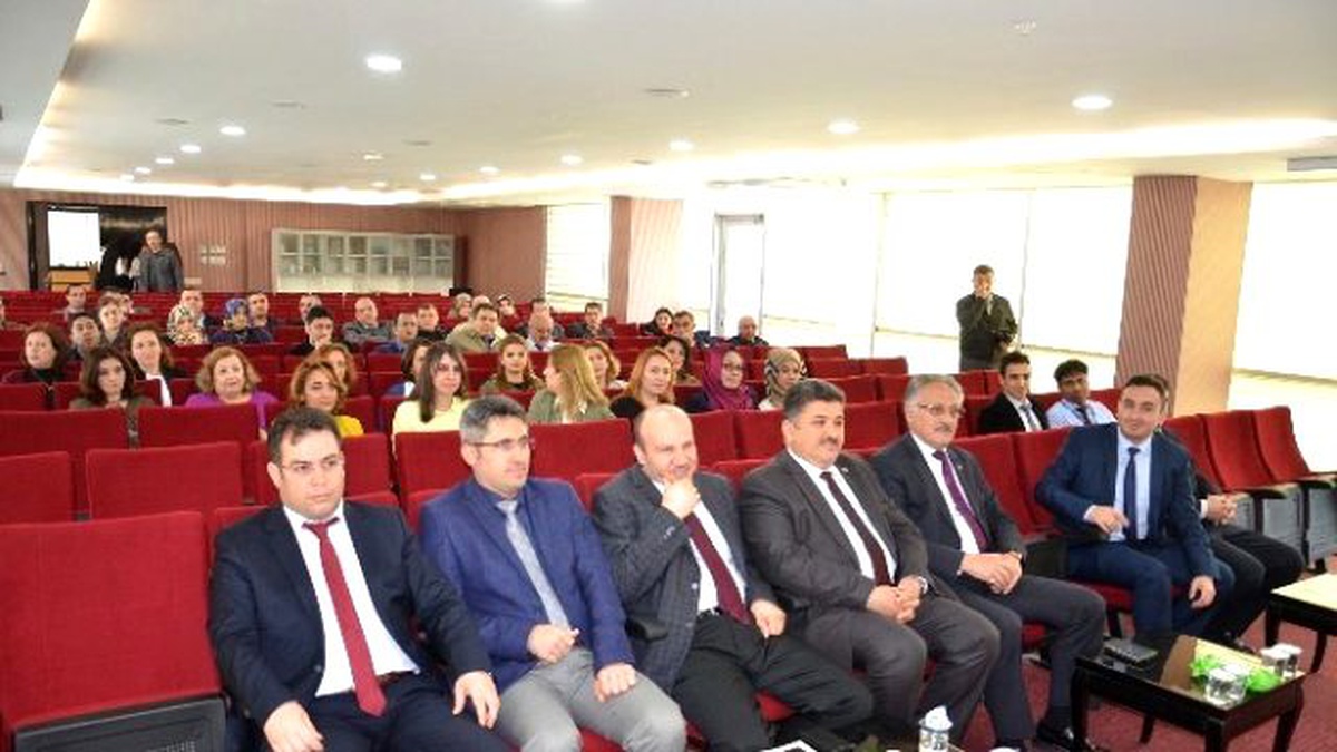 Belediye Personeline Hizmet İçi Eğitim