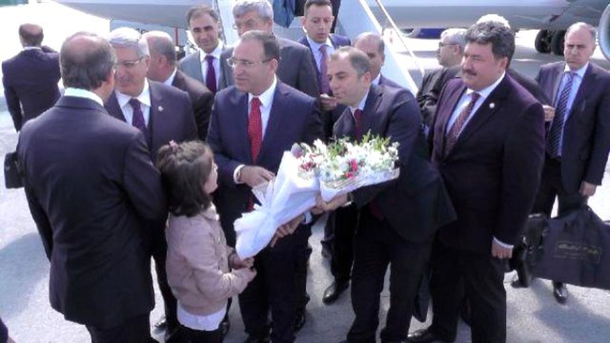 Bozdağ: Kimlik Bilgileri Bugünkü Yöntemle Paylaşılmayacak