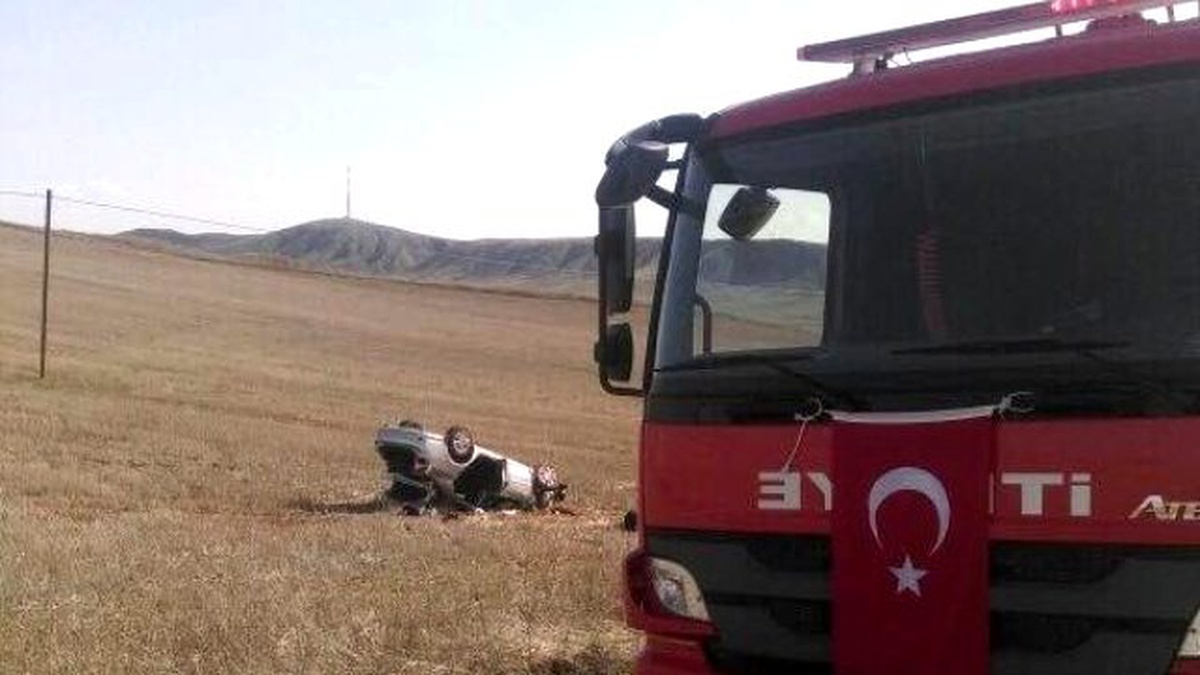 Çorum\'da Otomobil Takla Attı: 5 Yaralı