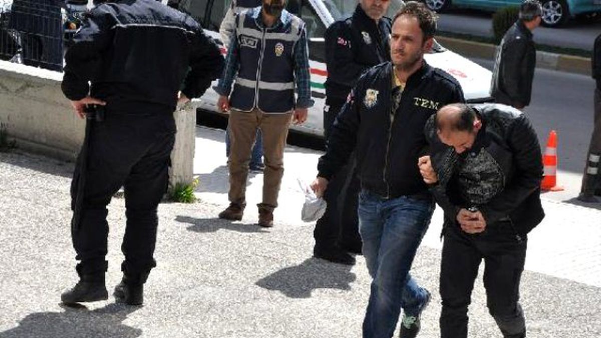 Çorum\'da Terör Operasyonunda Gözaltına Alınan 8 Kişi Adliyeye Sevk Edildi
