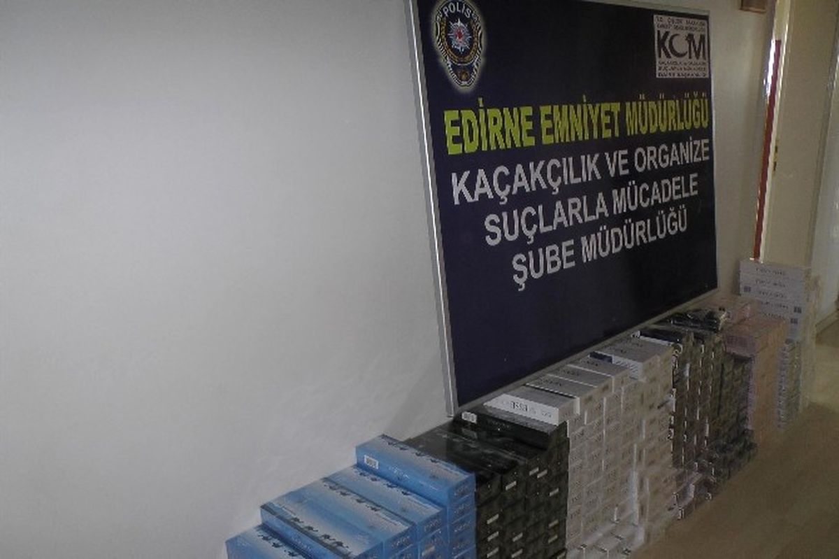 Edirne\'de Kaçak İçki ve Sigara Operasyonu