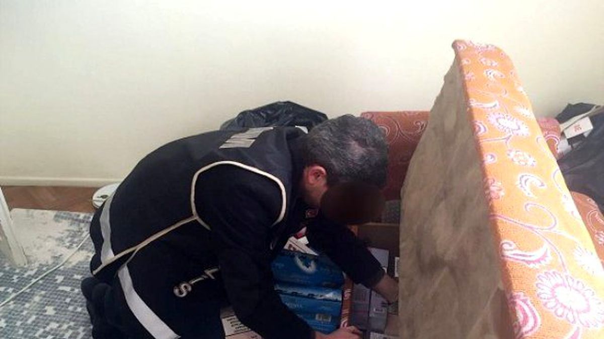 Ev Değil Sigara Deposu