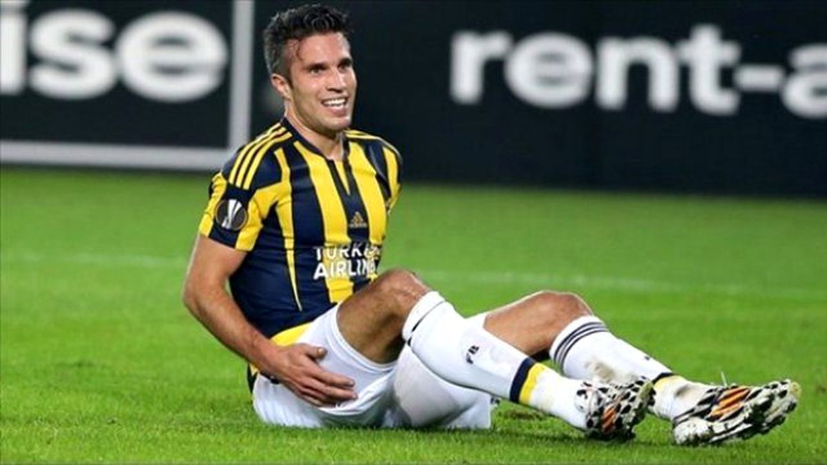 Fenerbahçe\'de Van Persie Şoku