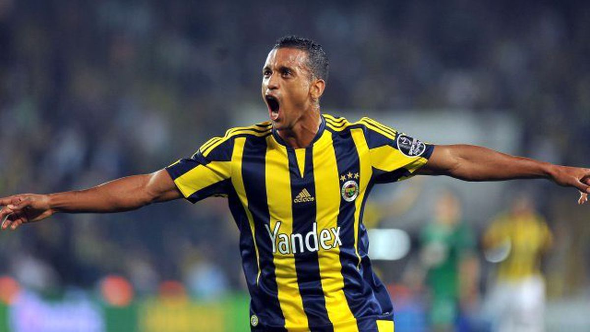 Fenerbahçeli Luis Nani, Everton ile Anlaştı