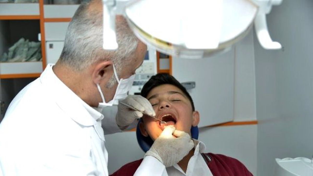 Gezici Diş Sağlığı Tarama Aracı İlçelerde