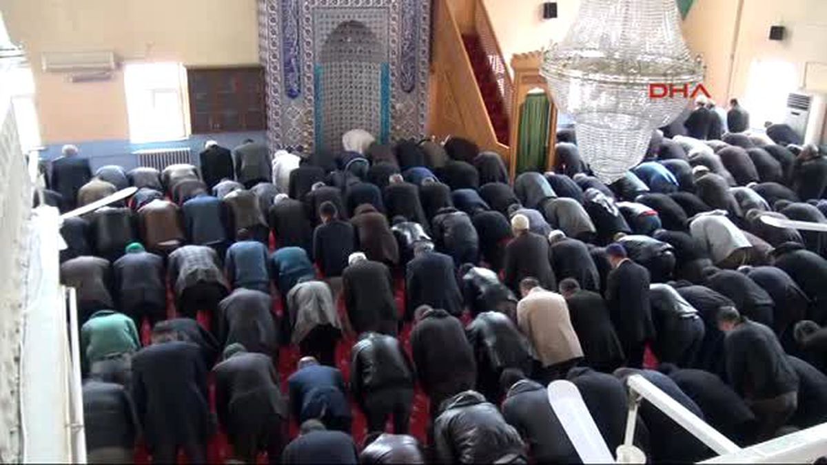 Hakkari'de Şehit Polisler İçin Mevlit Okutuldu