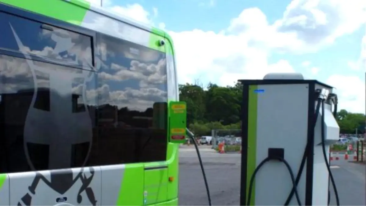 İzmir\'e 400 Elektrikli Otobüs Alınacak