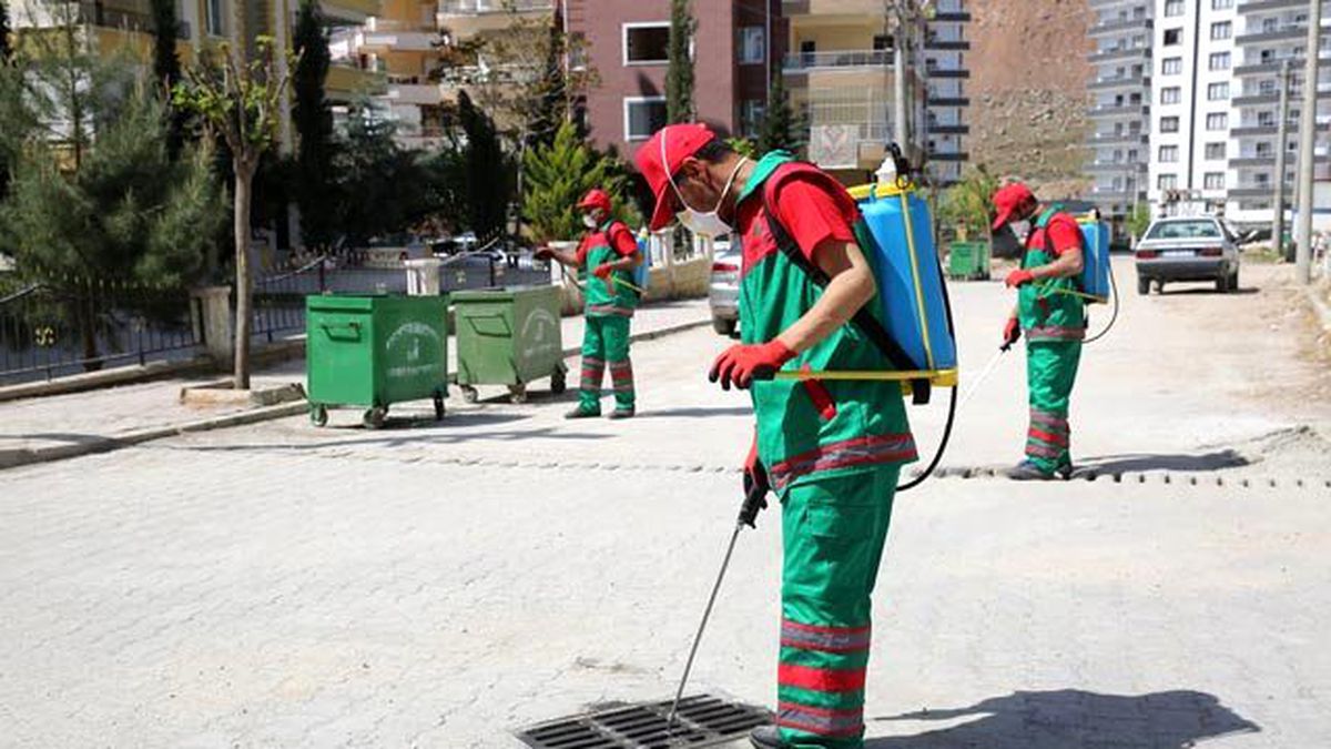 Karaköprü\'de İlaçlama Başladı