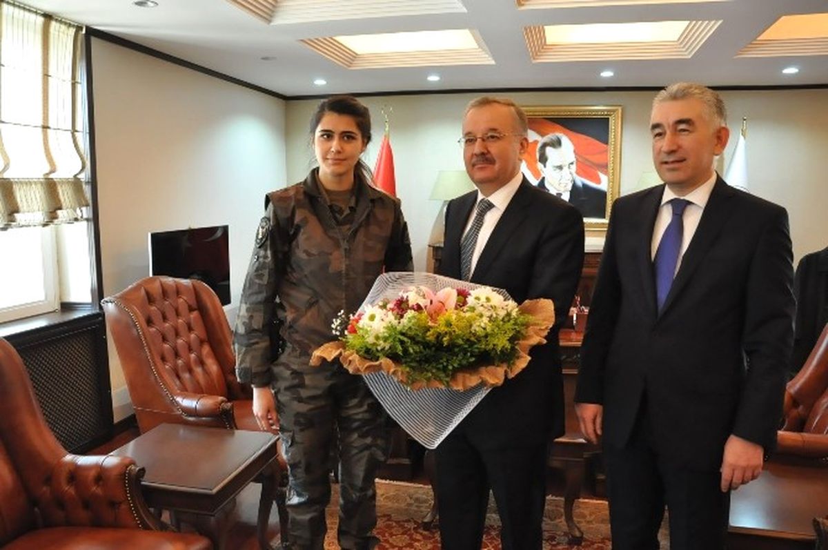 Kars Emniyet Müdürü Karaduman\'dan Vali Özdemir\'e Ziyaret