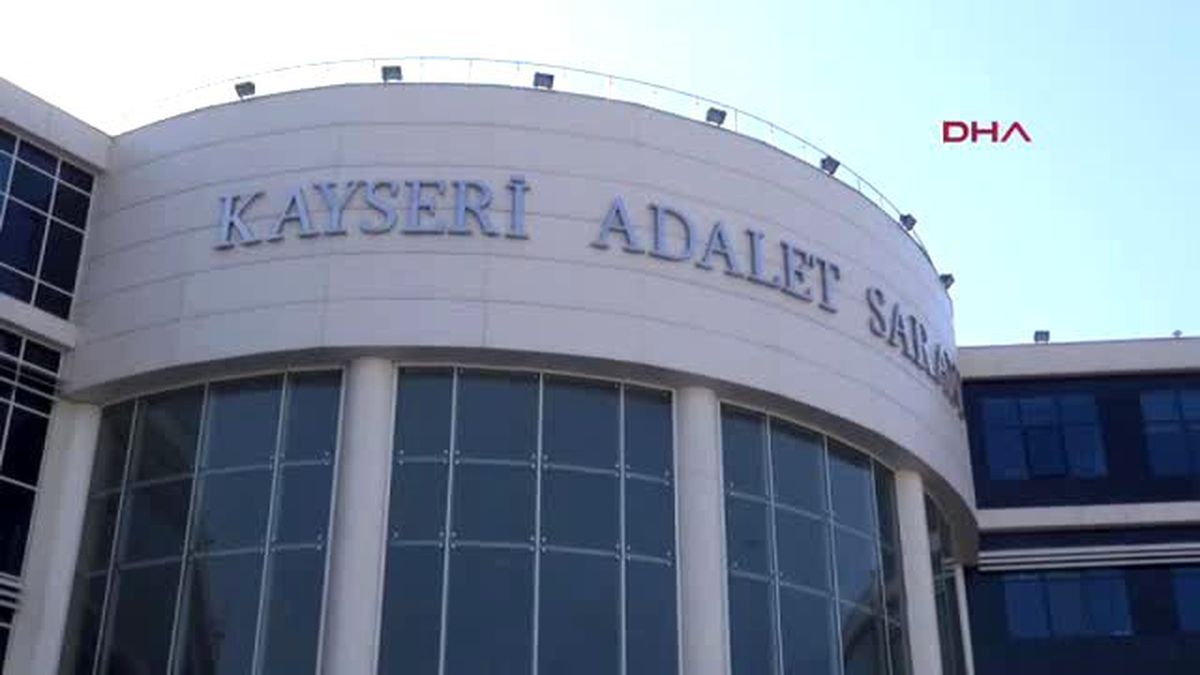 Kayseri Liseli Cansel\'i İntihara Sürükleyen Öğretmen Hakim Önünde