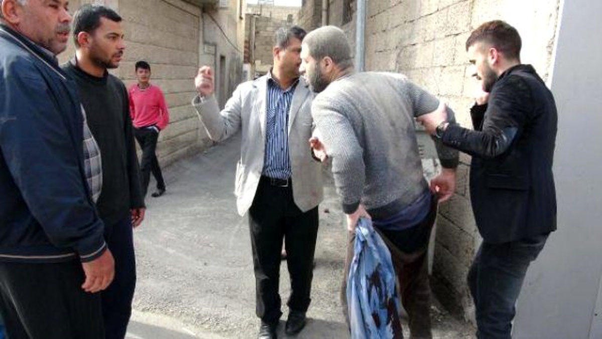 Kilis\'e Yine Katyuşa Roketi Düştü: 3 Yaralı (2) - Yeniden