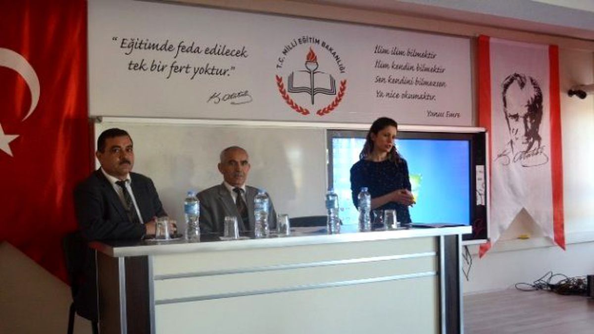Kula\'da \'Kodla Manisa\' Değerlendirme Toplantısı Yapıldı