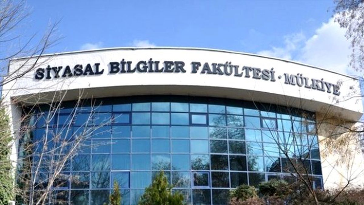 Mülkiye\'yi Sarsan İstifalar
