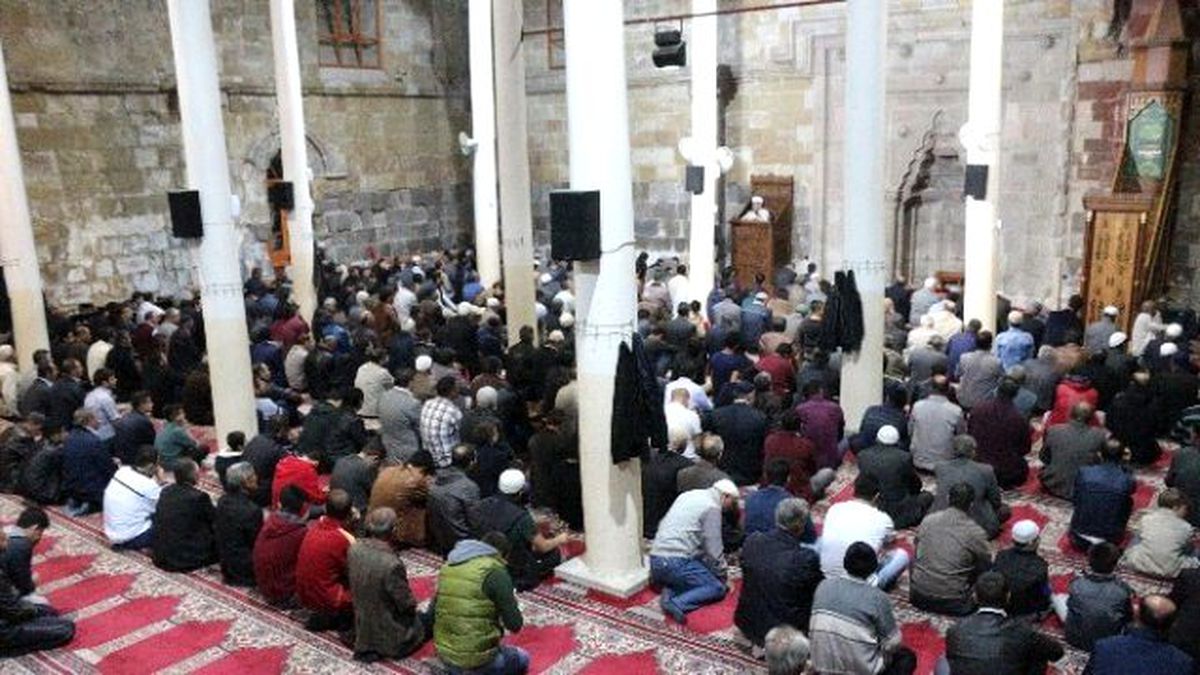 Niğde'de Regaip Kandili Dolayısıyla Program Düzenlendi