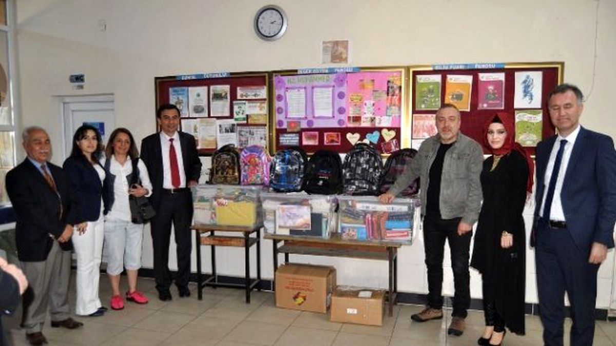 Oyuncu Alper Türedi, Lösemili Çocukların Dileklerini Yerine Getiriyor