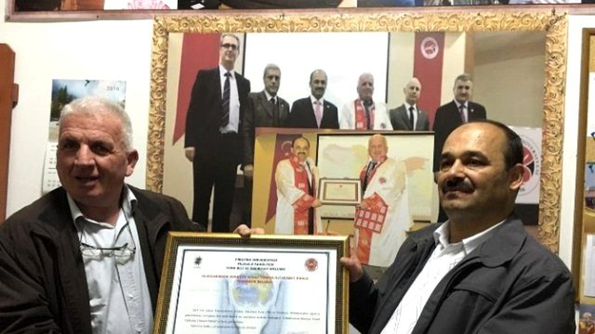 Rektör Aydın\'a Türkoloji Hizmet Ödülü Verildi