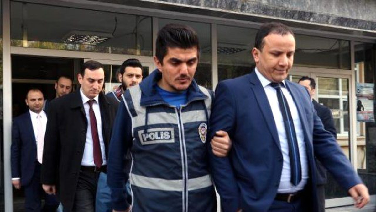 Samsun\'da Fetö/pyd Operasyonunda Gözaltına Alınan 12 Kişi Adliyeye Sevk Edildi