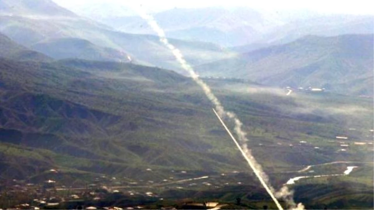 Şemdinli\'den PKK Sığınaklarına Top Atışı