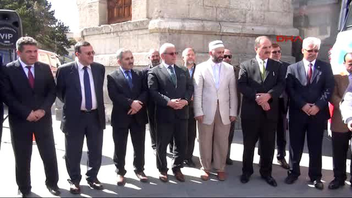 Sivas Öğretmenlerden Bayırbucak Türkmenleri\'ne Un Yardımı