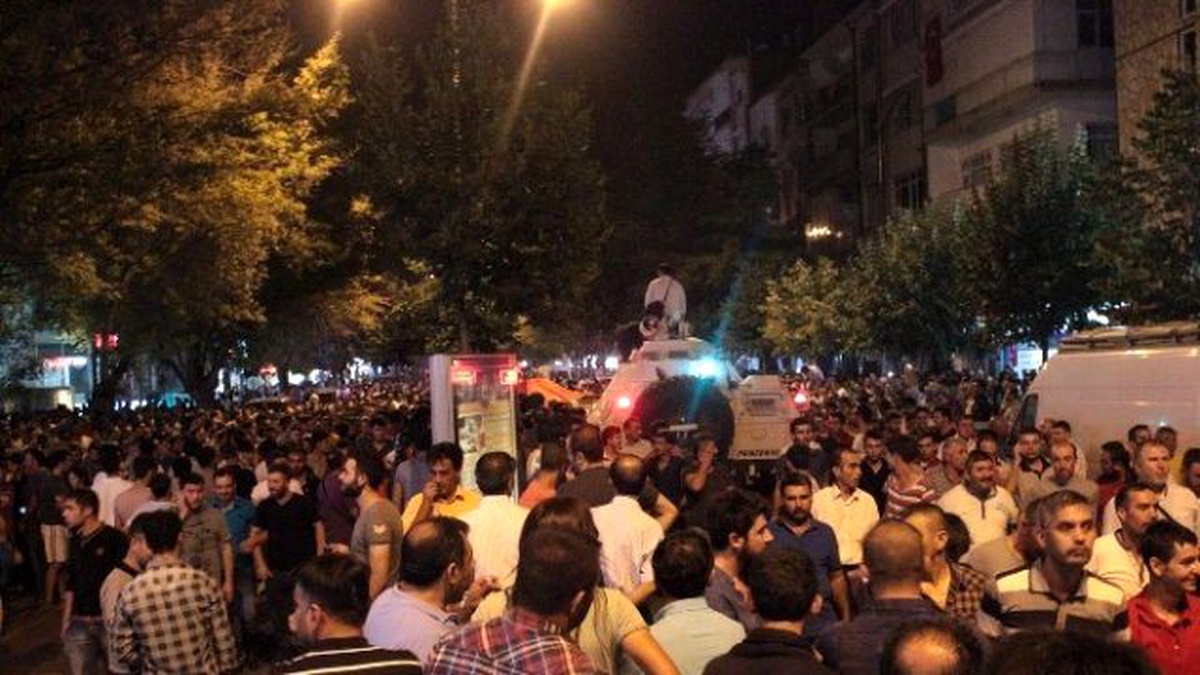 Teröre Lanet Yürüyüşü Sonrası Tatlı Salonunun Yakılması Davası Görüldü