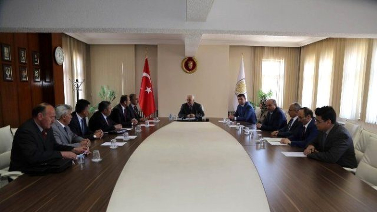 Vali Barut, İl Genel Meclisi Toplantısına Katıldı