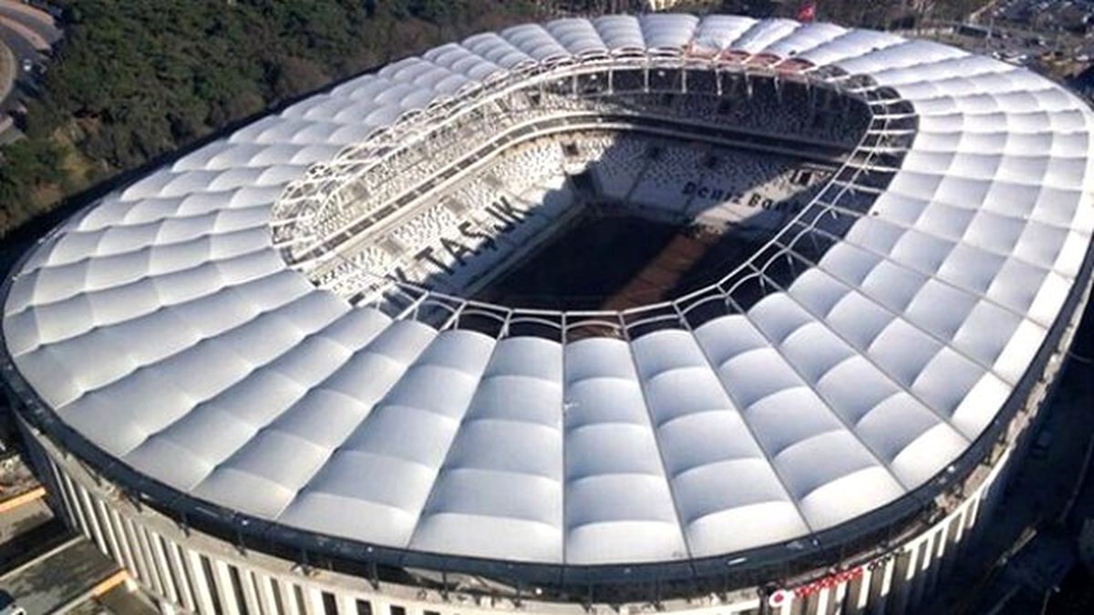 Vodafone Arena Çılgınlığı! 450 Bin Kişi