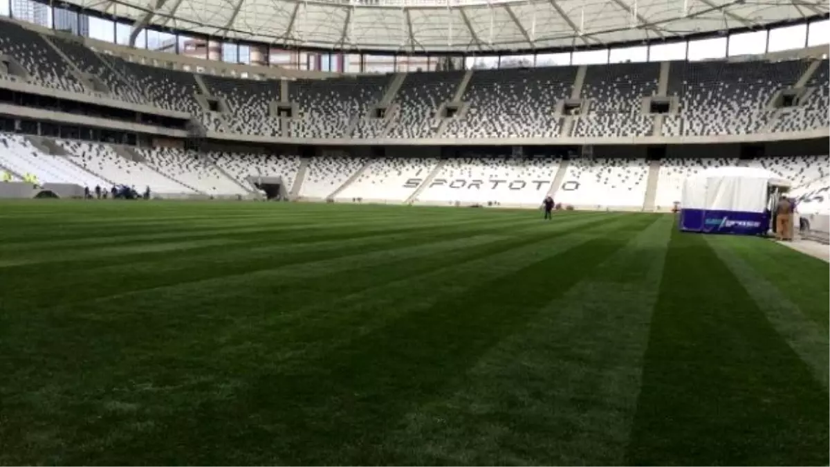 Vodafone Arena\'da Şehit Hassasiyeti