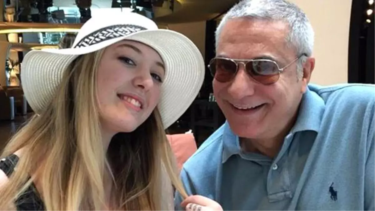 Yasmin Erbil, Genç Şarkıcı Ertunç\'a Abayı Yaktı