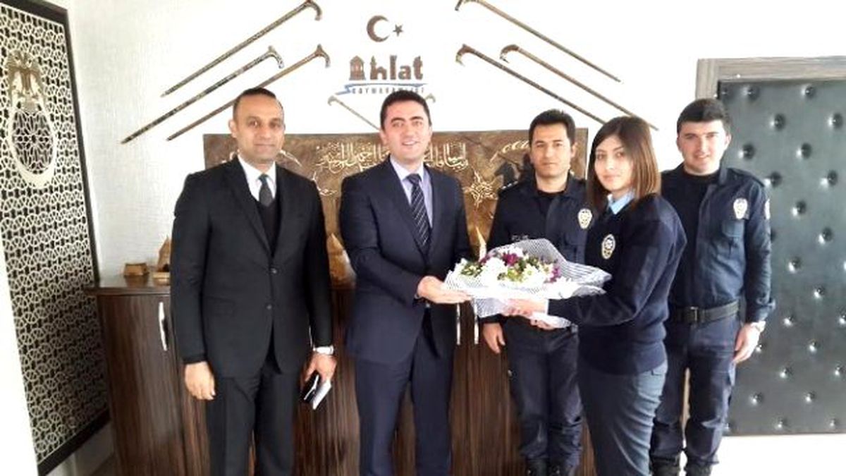 Ahlat\'ta Polis Haftası Kutlamaları